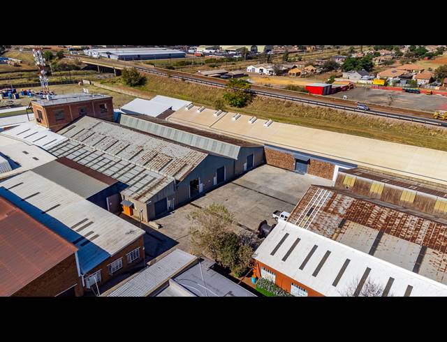 1,000M² WORKSHOP TO LET IN NOLDICK